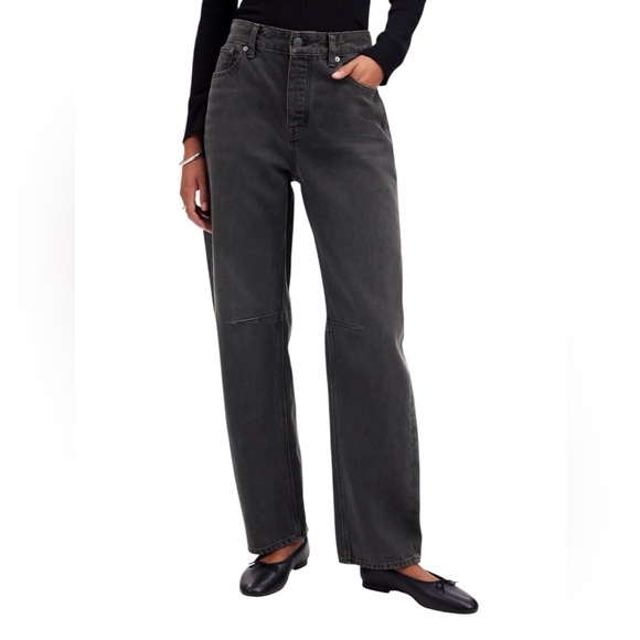 Madewell The Darted Barrel-Leg Jean in Olenda Wash - Picture 3 of 11